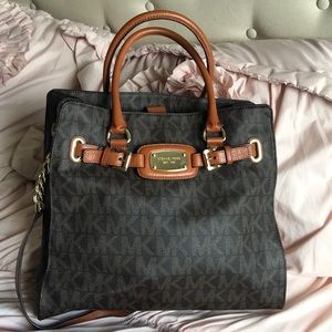 Michael Kors purse